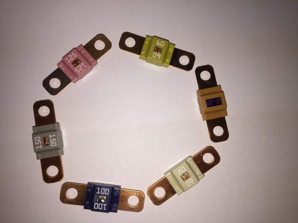 WhatsApp Image 2021-04-30 at 8.25.37 PM PACIFIC/LITTEL SLOW BLOW FUSE L TYPE 100 AMP (10 PIECE)